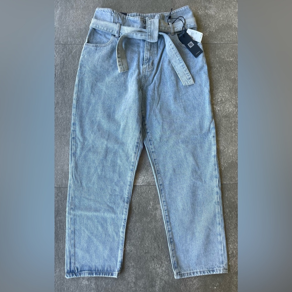 Numero High Rise Paper Bag Tapered Leg Jeans